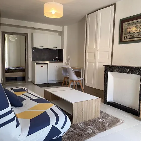 Appartement T2 En Plein Cœur De *